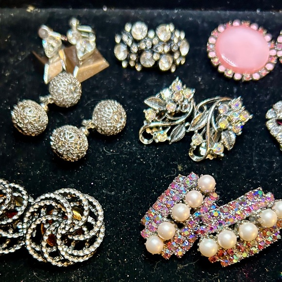 Vintage Clip Earrings Lot of 15. - Picture 7 of 11